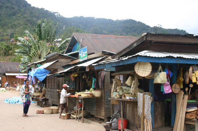 23- Ranomafana  le marché