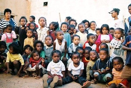 11- Un groupe d'enfants