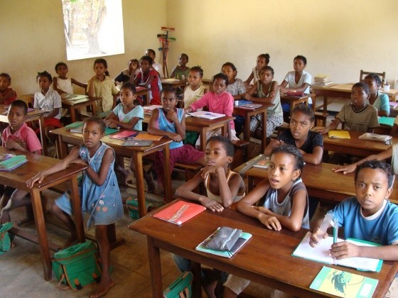 12- Une salle de classe à Majunga