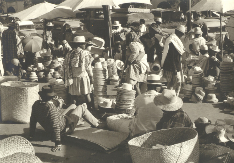 22- Le Zoma_Marchands de chapeaux
