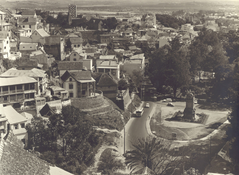 28- Parc d'Ambohijatovo